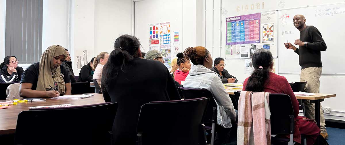 Community System ESOL lesson in classroom